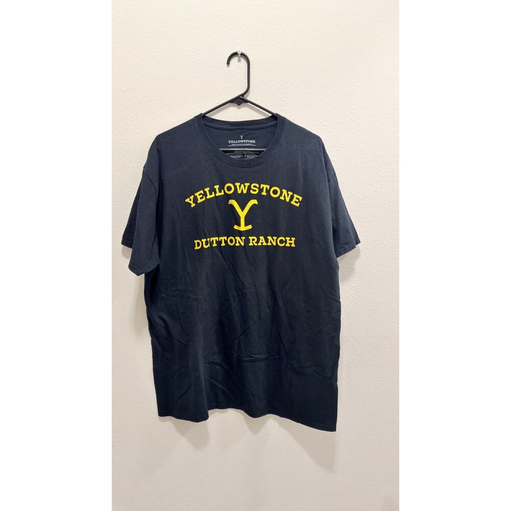 Yellowstone Dutton Ranch Men's Graphic T-Shirt - Black - Size XL